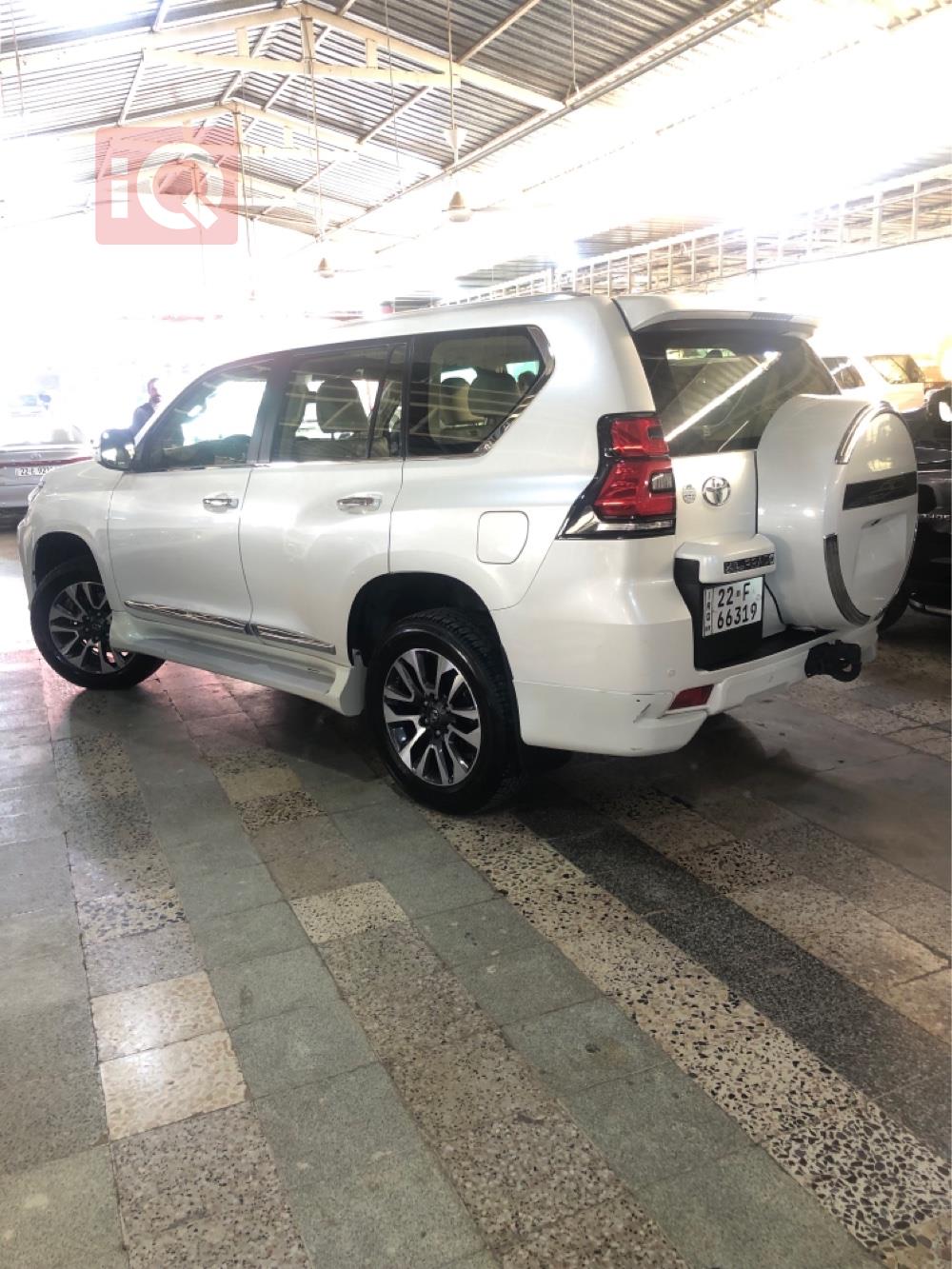 تۆیۆتا لاندكروزر پرادۆ